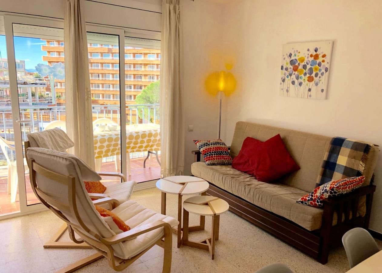 Apartamentos Aquarium. 150 Metros Playa. 로지즈 외부 사진
